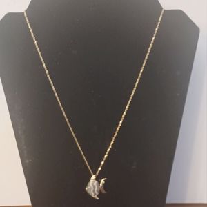 14k gold necklace with gold fish pendent